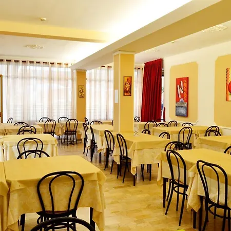 In Guest - New Cirene Comfort Double And Full Package בית הארחה